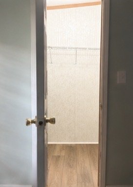 Walk-in closet